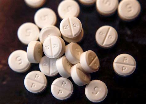 Virginia doctor accused of massive illegal oxycodone scheme